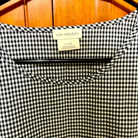 Van Heusen Black and White Bell Sleeve Blouse - Large - Picture 1 of 6